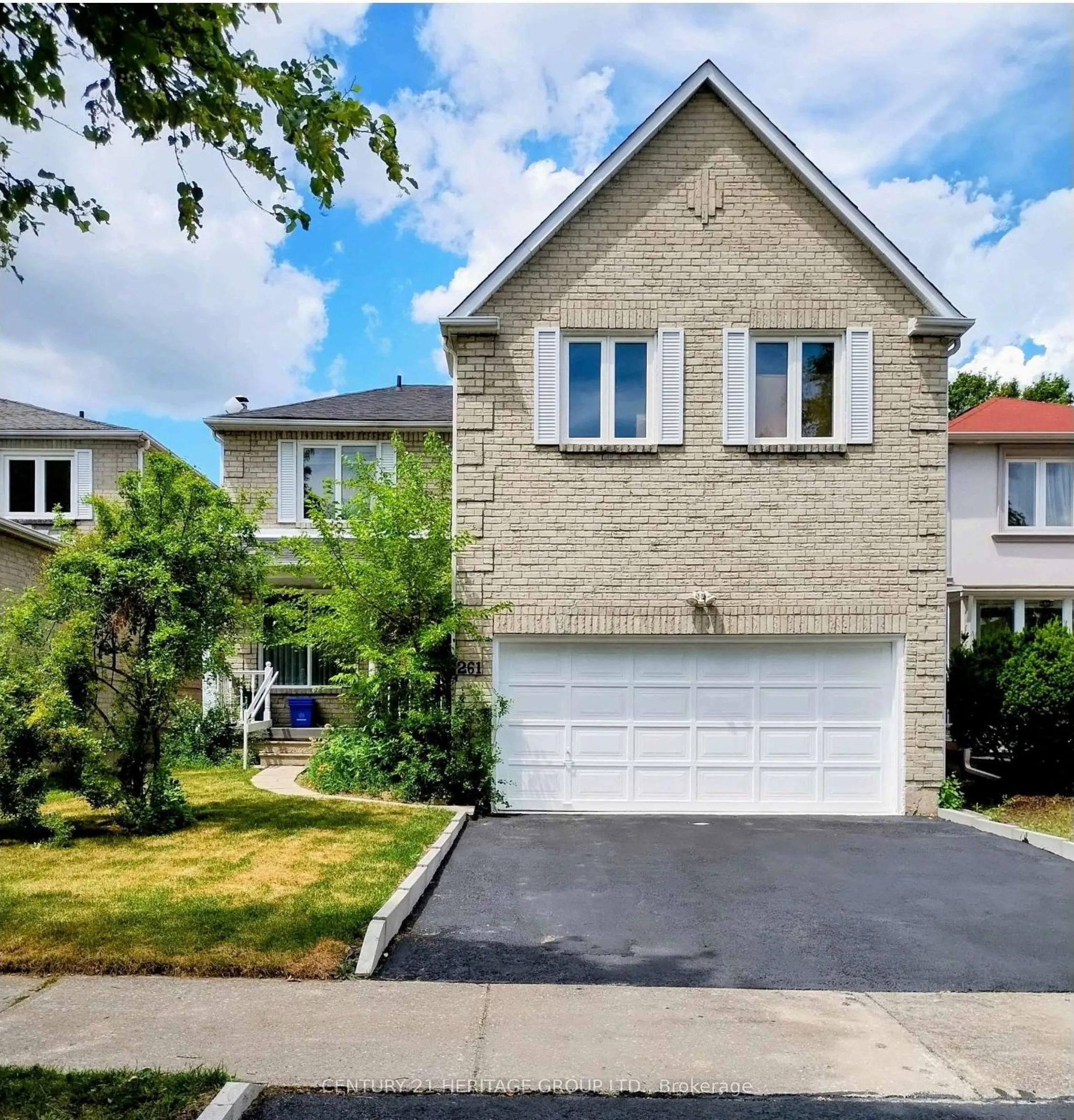 261 Badessa Circle, ON L4J 6C5