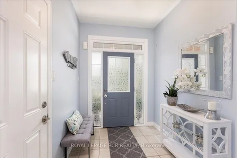 84 Donald Stewart Crescent, ON L0G 1M0