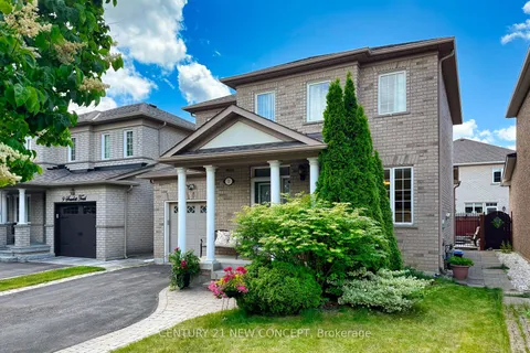 11 Scarlett Trail, ON L4H 2E7