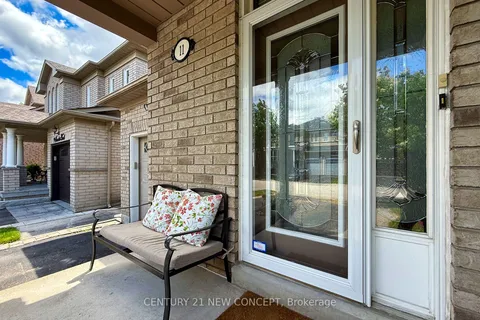 11 Scarlett Trail, ON L4H 2E7