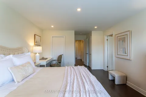 9 MACE Avenue, ON L4E 1K8