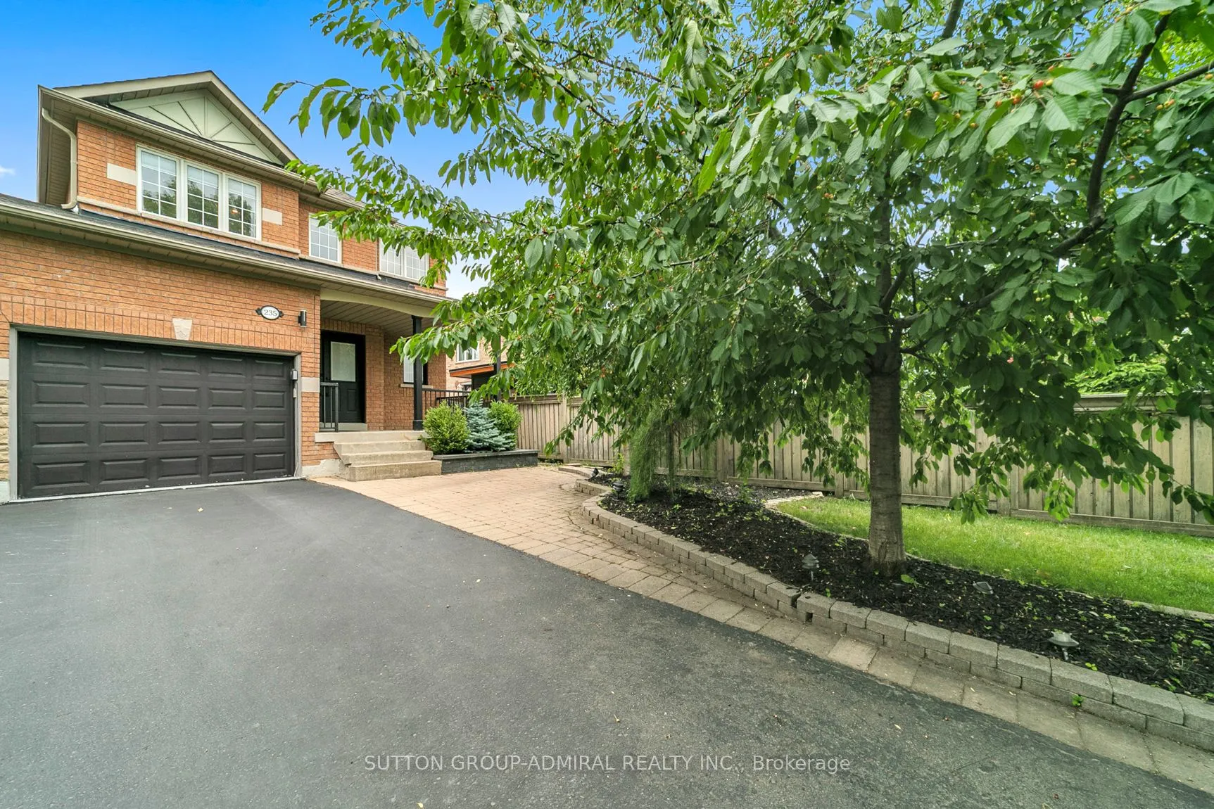 235 Conover Avenue, ON L4G 7W8