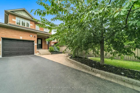 235 Conover Avenue, ON L4G 7W8