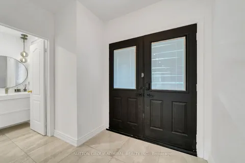 235 Conover Avenue, ON L4G 7W8