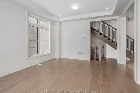 23 Hummingbird Grove, ON L0G 1W0