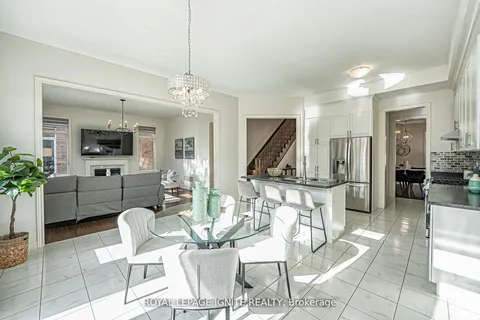 28 Lewis Avenue, ON L3Z 0W9