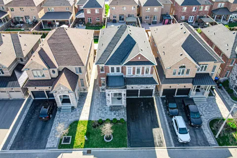 28 Lewis Avenue, ON L3Z 0W9