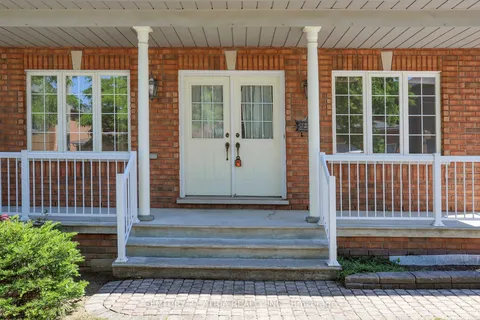 25 Palisade Crescent, ON L4S 2H9