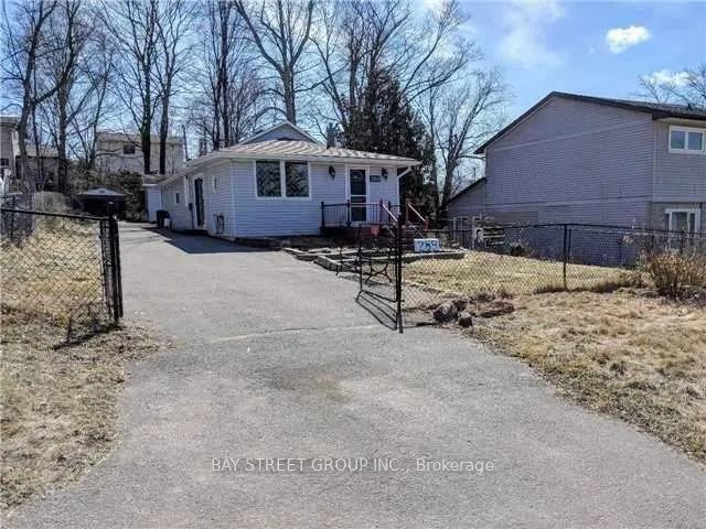 289 Lakeview Boulevard, ON L4P 2Y6