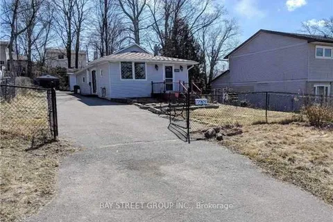 289 Lakeview Boulevard, ON L4P 2Y6