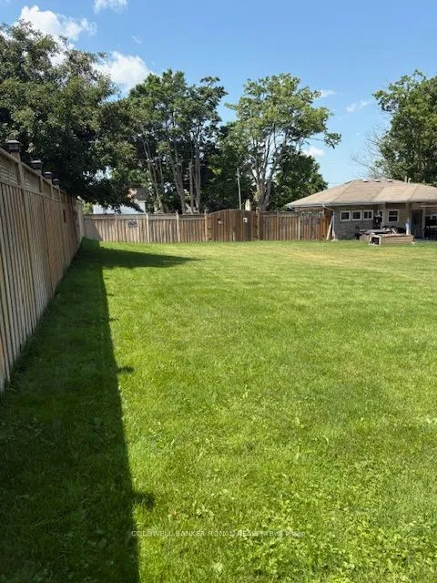 10 Stoddart Street, ON L0L 2N0