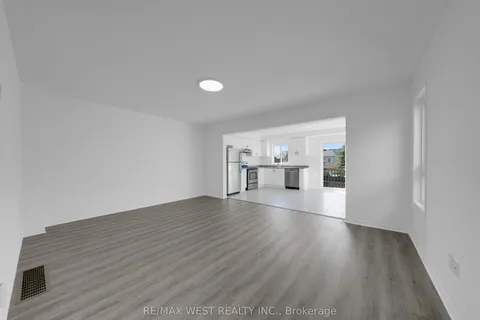 230 Orr Drive, ON L3Z 0S3