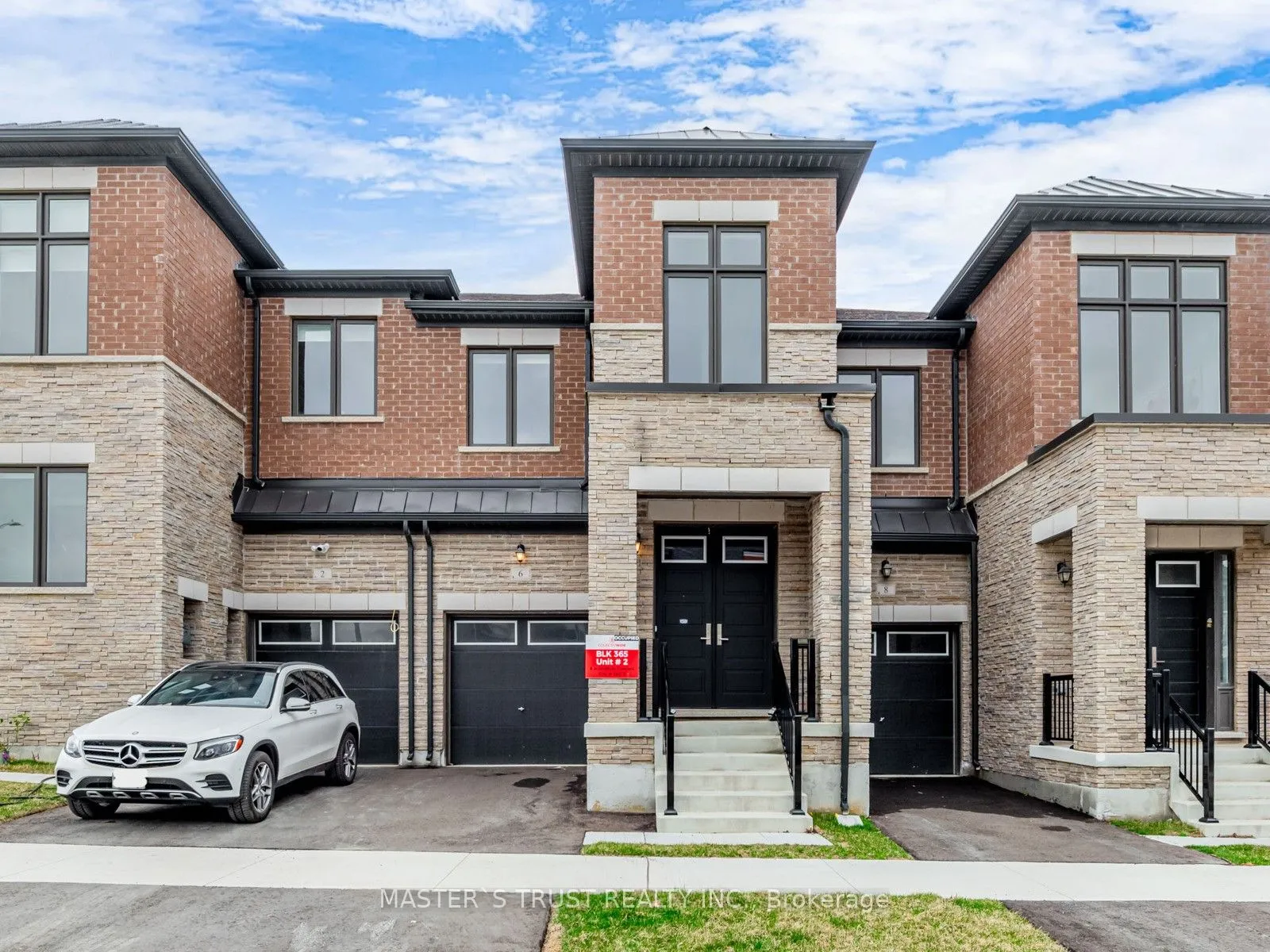 6 Schmeltzer Crescent, ON L4E 1H8