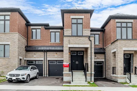 6 Schmeltzer Crescent, ON L4E 1H8