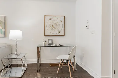 6 Schmeltzer Crescent, ON L4E 1H8