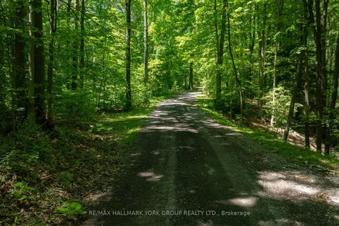 4235 17th Side Road, ON L7B 1K4