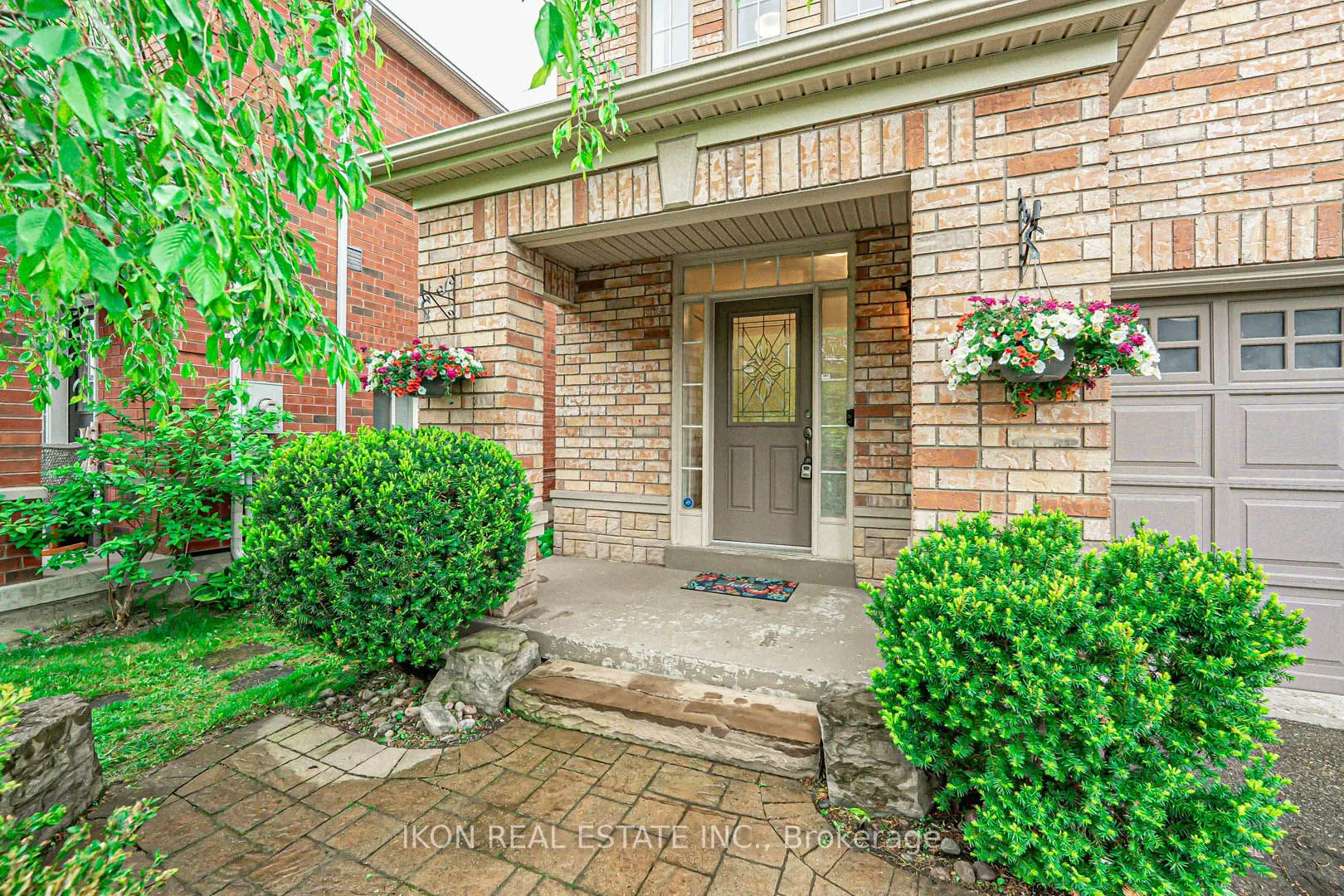 906 Isaac Phillips Way, ON L3X 2Y8
