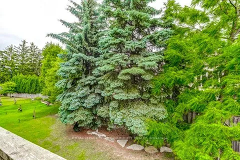 9205 Bathurst Street, ON L4C 0V9