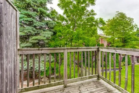 9205 Bathurst Street, ON L4C 0V9