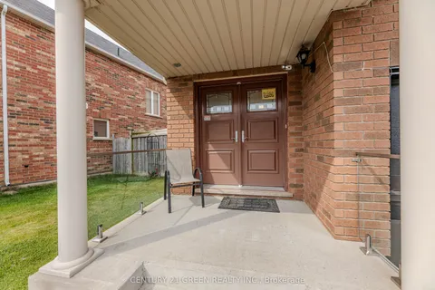 18 Summit Drive, ON L4H 0K2