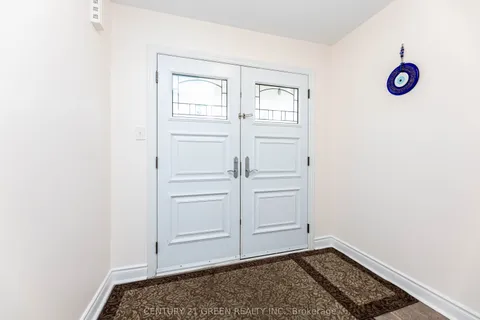 18 Summit Drive, ON L4H 0K2