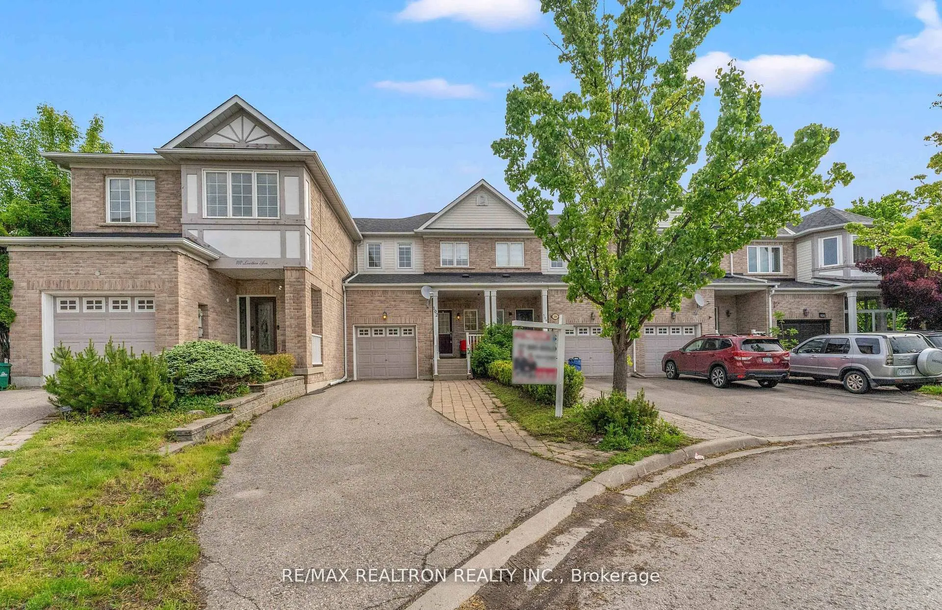102 Lowther Avenue, ON L4E 4P3