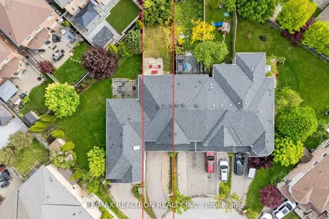 102 Lowther Avenue, ON L4E 4P3
