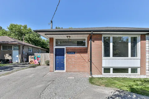 225 Septonne Avenue, ON L3Y 2W5