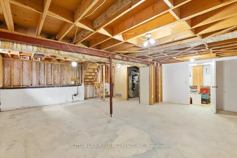 37 Brandy Crescent, ON L4L 3C5