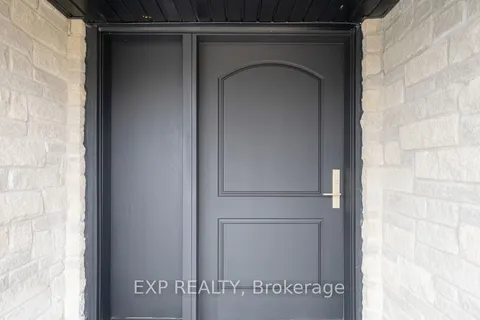 385 Easy Street, ON L4C 3Z5