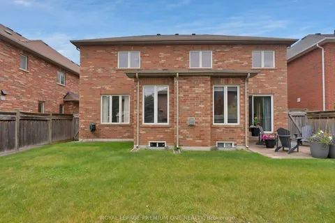 163 Tonner Crescent, ON L4G 0G8
