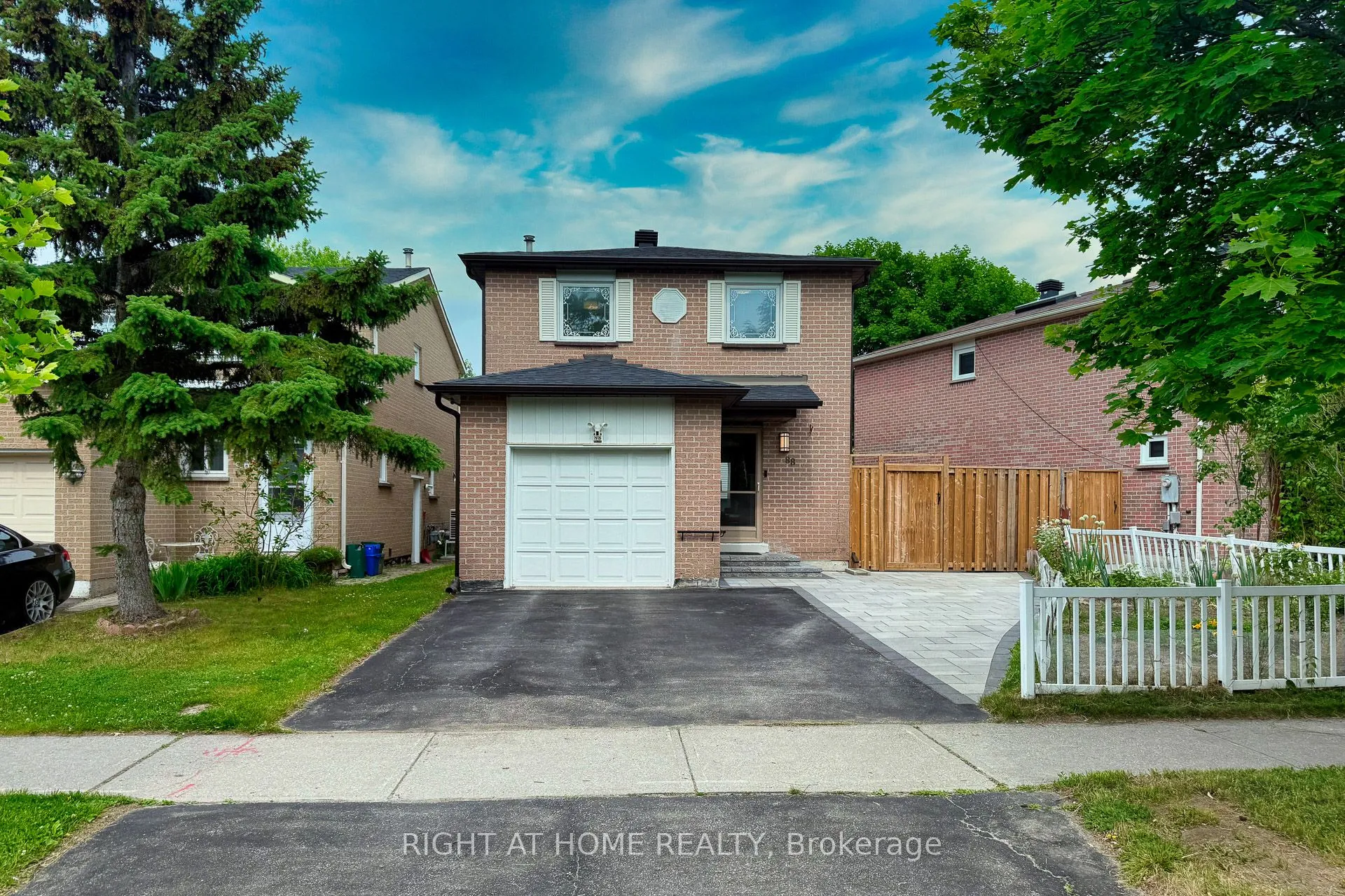 88 Sunshine Drive, ON L4C 8H2