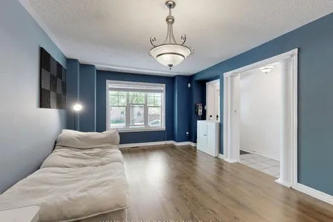 15 Melia Lane, ON L6A 3K1