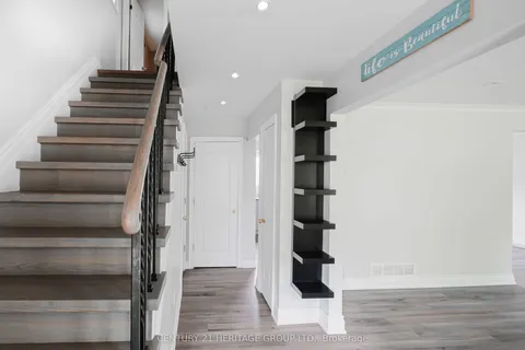 307 Towercrest Drive, ON L3Y 1C1