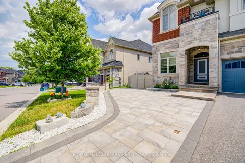 17 Dr Pearson Court, ON L9N 0P4