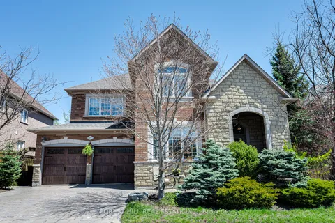 29 Red Cardinal Trail, ON L4E 3Y5