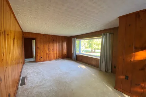25 Sharon Boulevard, ON L0G 1V0