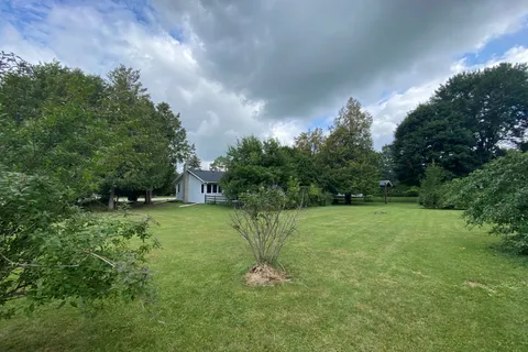 25 Sharon Boulevard, ON L0G 1V0