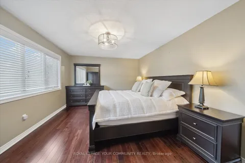 34 Township Avenue, ON L4E 0J8