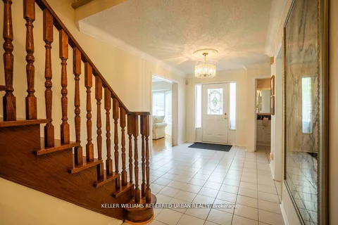 32 Nelson Circle, ON L3X 1R1