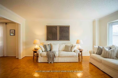 32 Nelson Circle, ON L3X 1R1