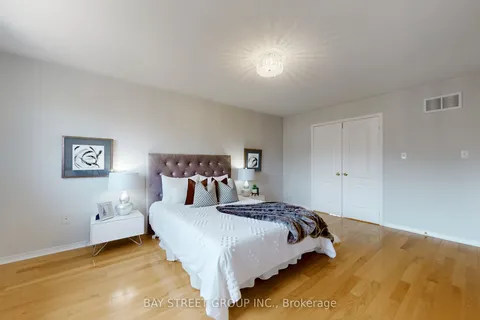 53 Devonwood Drive, ON L6C 3E9