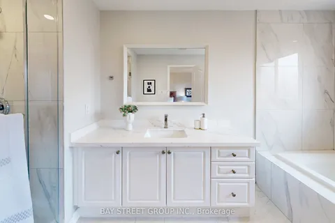 53 Devonwood Drive, ON L6C 3E9