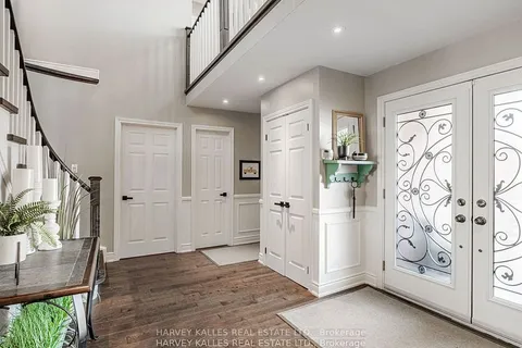 21 Tamara Drive, ON L4S 1E7