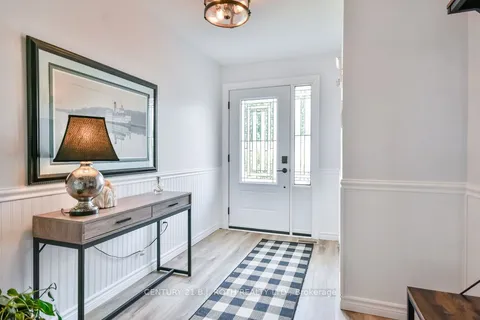 14 LARKDALE Crescent, ON L0M 1B0
