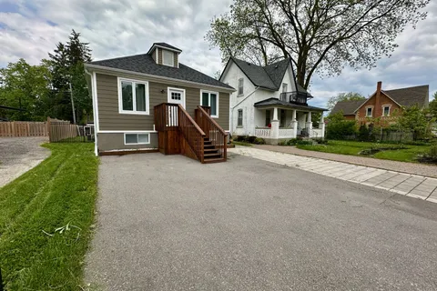 36 Queen Street, ON L0G 1W0