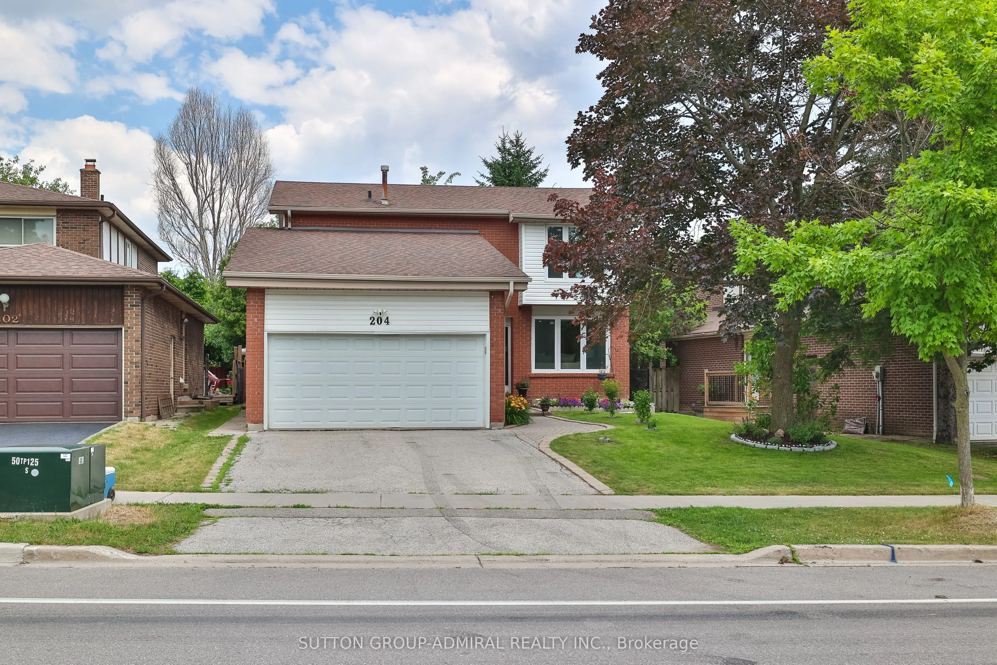 204 Willowbrook Road, ON L3T 5L6