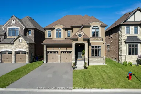 11 Cairns Gate, ON L7B 0P5
