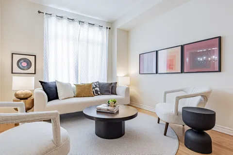15 Walter Proctor Road, ON L9N 0P1
