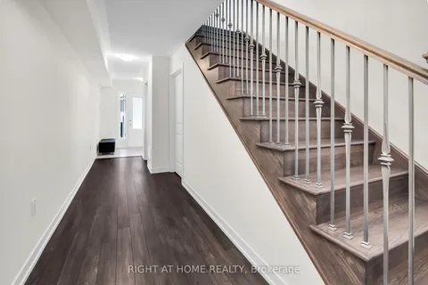 84 Riley Reed Lane, ON L4S 0M3